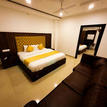 Thejaswini Residency Cheruvathur Nīleshwar Esterno foto