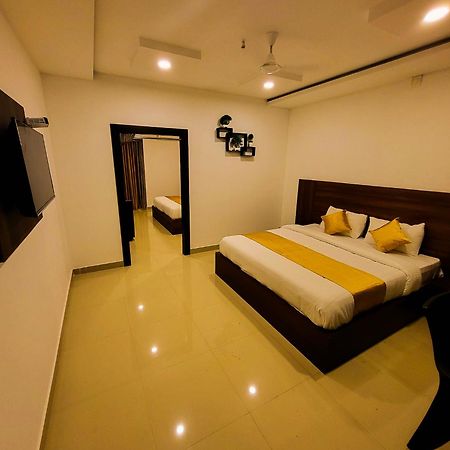 Thejaswini Residency Cheruvathur Nīleshwar Esterno foto