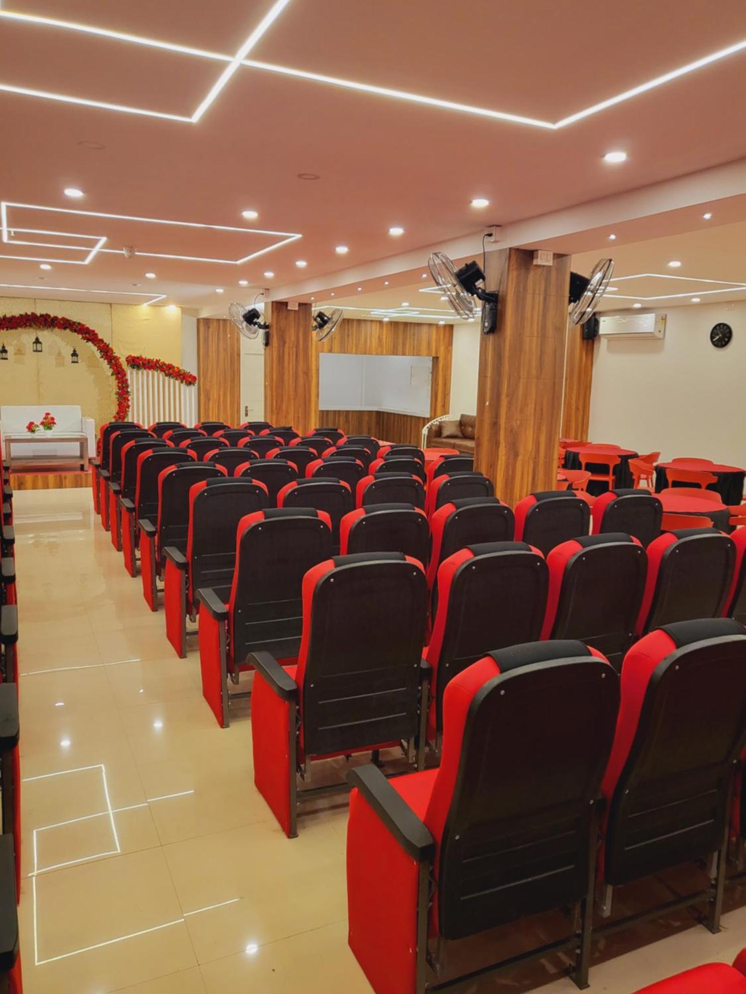 Thejaswini Residency Cheruvathur Nīleshwar Esterno foto